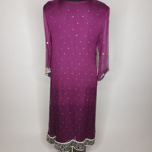 DESI SUIT Large  - DRESS - Pakistani Suit - Worn once - Picture 10 of 11